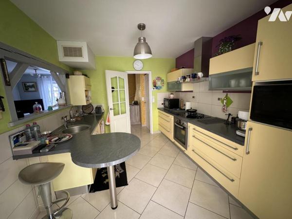 AILLY SUR SOMME PAVILLON DE TYPE 4 avec garage et jardin 