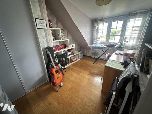 AILLY SUR SOMME PAVILLON DE TYPE 4 avec garage et jardin 