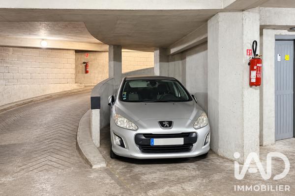 Parking à vendre 12 m² Paris 7