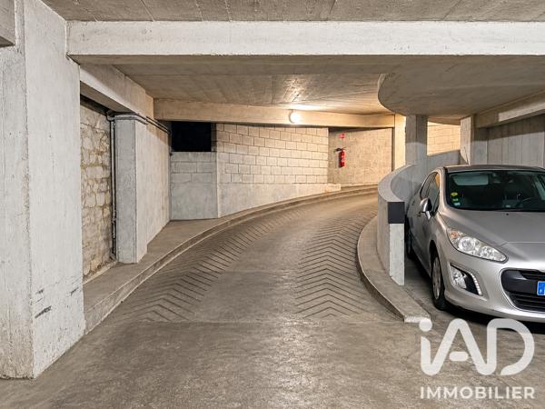 Parking à vendre 12 m² Paris 7