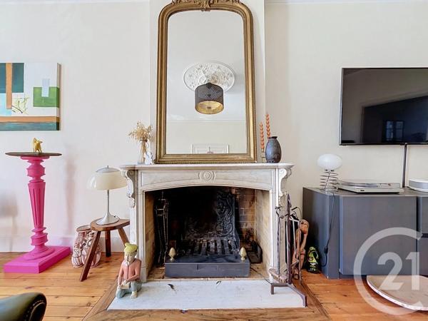 Maison à vendre  7 pièces - 329 m 2   ROCHEFORT  - 17