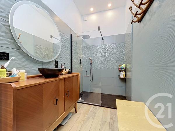 Maison à vendre  7 pièces - 329 m 2   ROCHEFORT  - 17