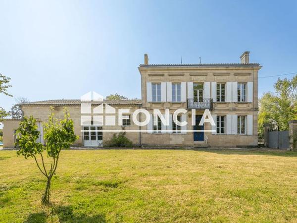 À vendre Maison 8 pièces 409 m² - Ambès 33810