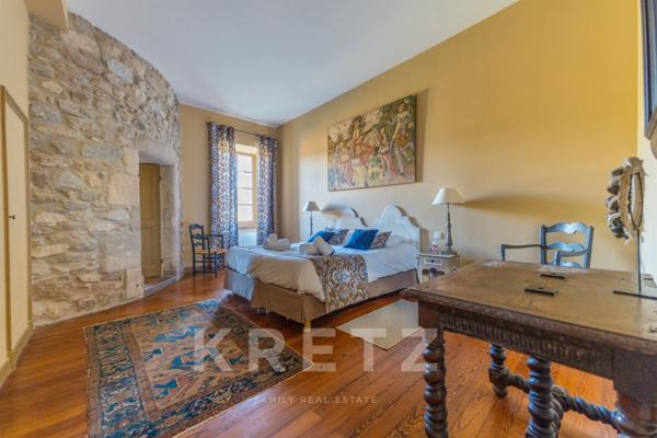 Château d’exception en Languedoc — domaine historique et raffiné