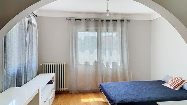 Maison néo-provençale 7 pièces avec piscine à Peymeinade - Proche commodités