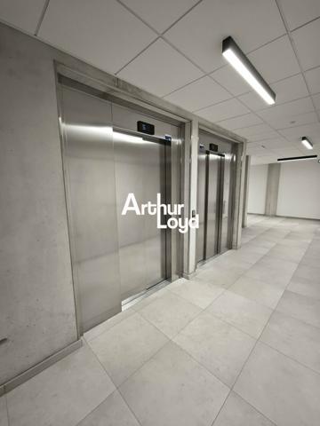 A LOUER SURFACE DE BUREAUX DE 422M² NEUFS AMENAGES DANS IMMEUBLE DERNIERE GENERATION