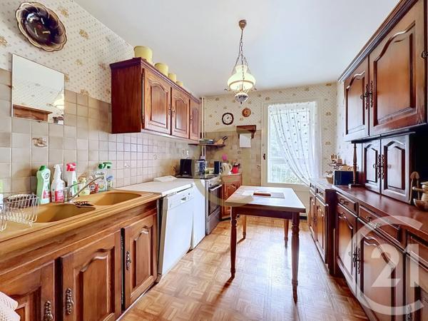 Appartement F5 à vendre  5 pièces - 87,99 m 2   BELFORT  - 90