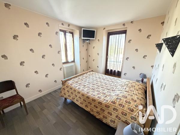 Maison à vendre 5 pièces 127 m² Gond-Pontouvre