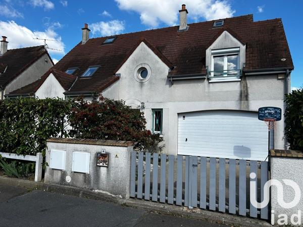 Location maison 8 pièces 147 m² Chatou