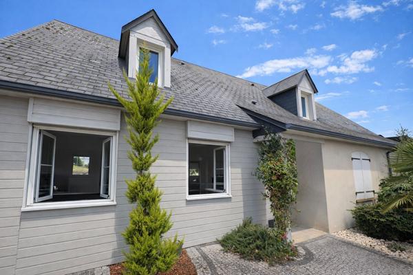 Bureaux à louer 65 m2 au sud d'Orléans visibilité nationale 20