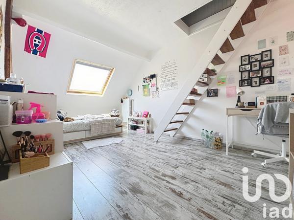 Maison 6 pièces de 172 m² à Ballancourt-sur-Essonne (91610)