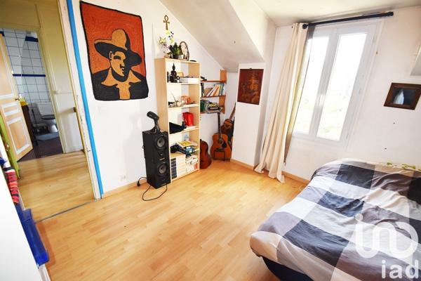 Maison traditionnelle 5 pièces de 115 m² à Argenteuil (95100)