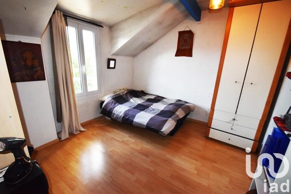 Maison traditionnelle 5 pièces de 115 m² à Argenteuil (95100)