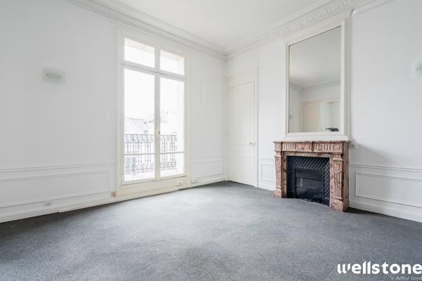 Bureaux à louer à PARIS 75008