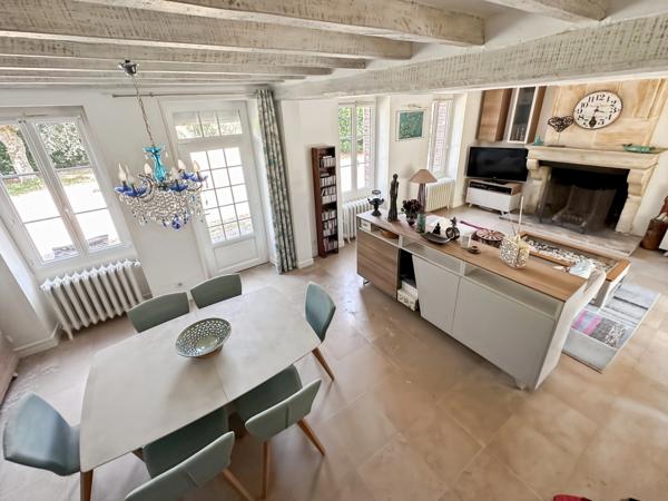 PROPRIETE À VENDRE AU SUD DE FONTAINEBLEAU A 1H15 DE PARIS