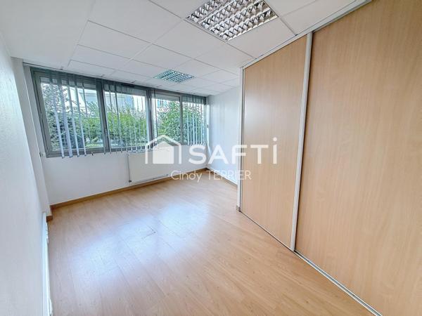 local professionnel hyper-centre