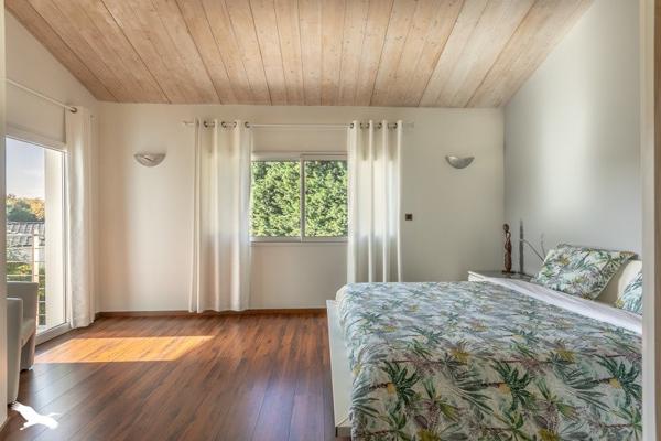 Maison à vendre 939 600 € Saint-Jean-d'Illac 6 p 305 m² DPE C