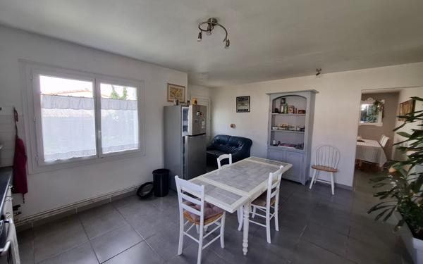 Maison à vendre    5 pièces •  Médis