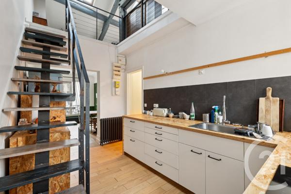 Appartement F5 à vendre  5 pièces - 162,76 m2 PARIS - 75020