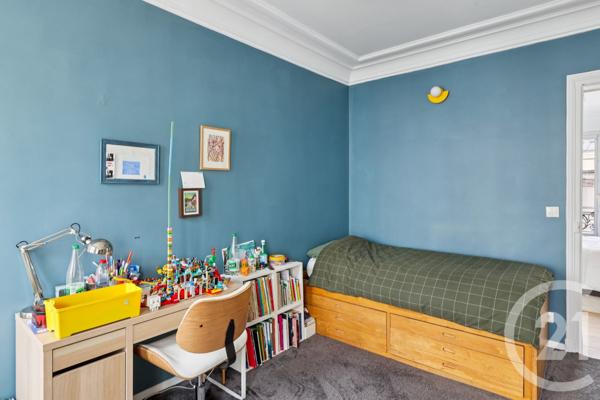 Appartement F5 à vendre  5 pièces - 162,76 m2 PARIS - 75020