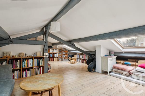 Appartement F5 à vendre  5 pièces - 162,76 m2 PARIS - 75020