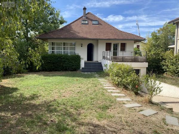 Location - Maison Dijon 21000 163 m 2