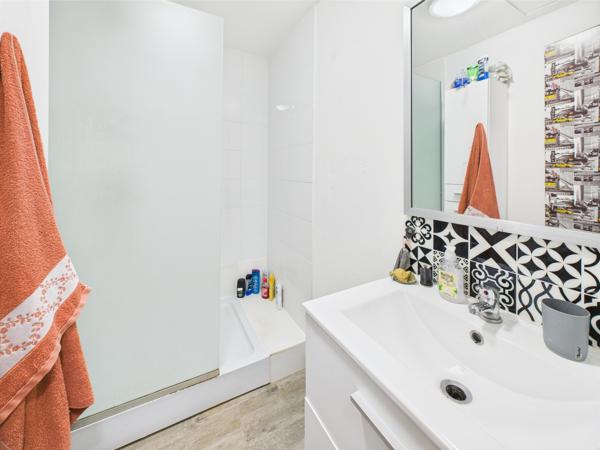 Immeuble - 120 m² Exclusivité efficity