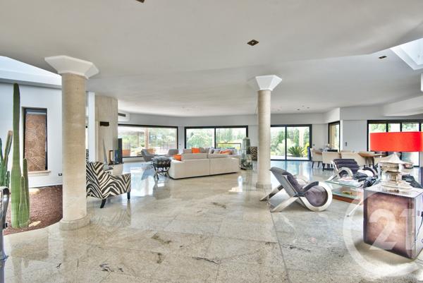 Maison à vendre  10 pièces - 531,54 m2 MOUGINS - 06