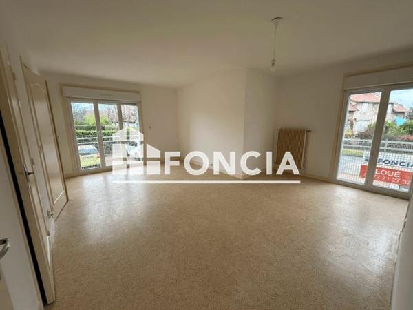 Location Studio 37.9 m² - 29 BD DE REIMS Roanne 42300