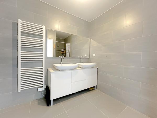 Maison 5 pièces - 137 m² Exclusivité efficity