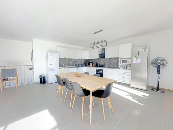 Maison 5 pièces - 137 m² Exclusivité efficity