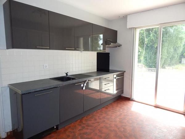 Maison Ormes 6 pièce(s) 193 m2 terrain 5664m²