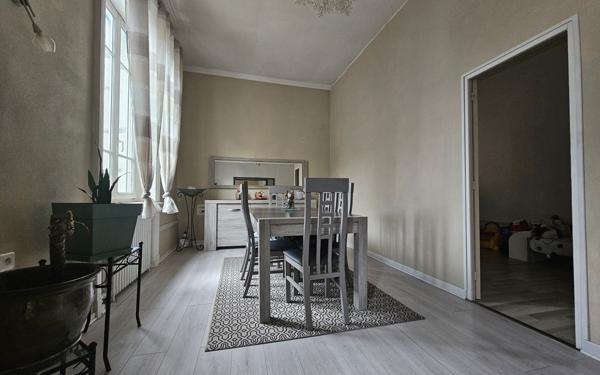 Appartement à vendre    5 pièces • 127,77 m2 Saint-Chamond