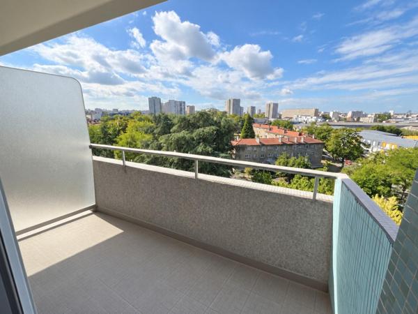 AUBERVILLIERS-4PIECES 79M2 BALCON,CAVE ET PARKING