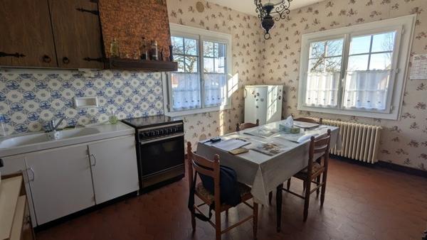 Maison à vendre 296 500 € Saint-Benoît 5 p 148 m² DPE F