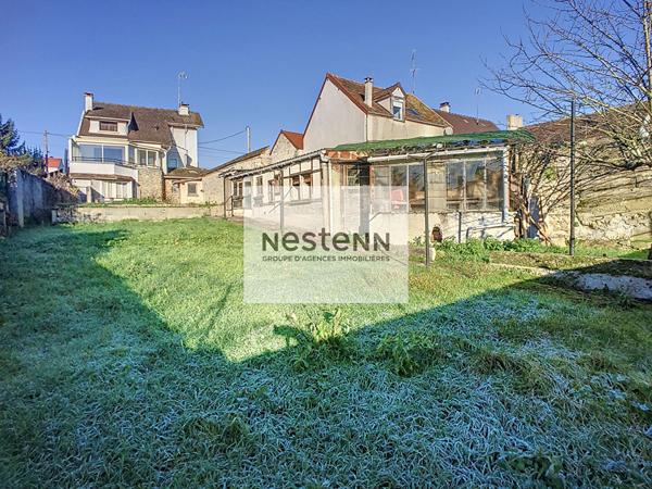 À acheter en Essonne, Maison individuelle, 3 chambres sous-sol total, jardin, 5 minutes à pied des commerces, 5 minutes à pied de l'école élémentaire, 40 minutes de Paris en RER C