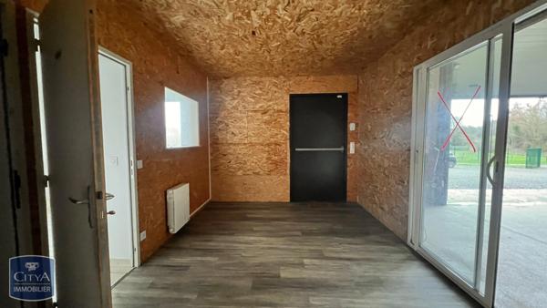 Local commercial à vendre 237m²