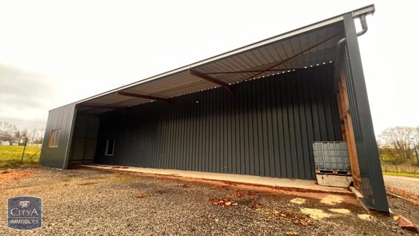 Local commercial à vendre 237m²