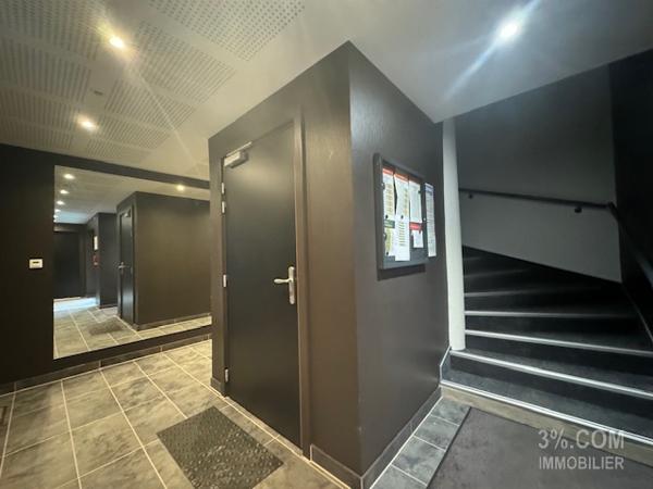 3%COM Très bel attique avec 3 chambres - terrasse- garage - cave Mommenheim (67670)