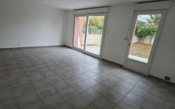 Appartement à louer    2 pièces • 64 m2 Hazebrouck