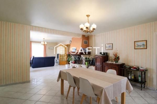 Grande maison familiale au cœur de Sartilly