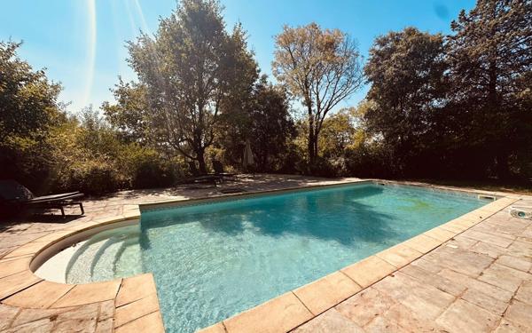 Maison à vendre    9 pièces •  Joyeuse