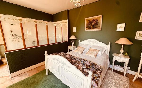 Maison à vendre    9 pièces •  Joyeuse