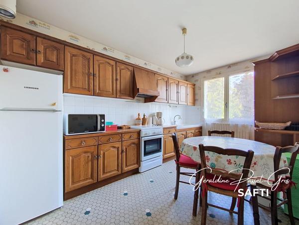 MAISON FAMILIALE DE 113 M² – 3 CHAMBRES, JARDIN ET GARAGE – QUARTIER JEAN-MOULIN