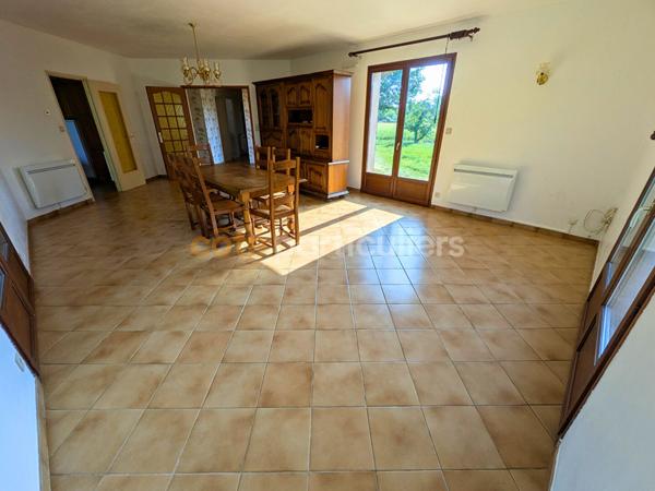 Vente
                Maison135 m² - 5 Pièces -
                    MONTECH (82700)
