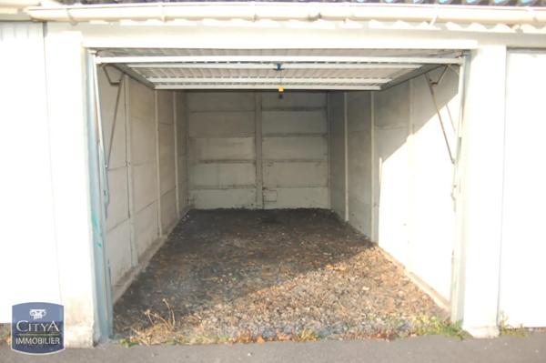 Parking à louer Jeumont (59460)