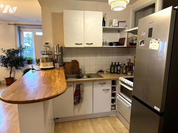 VIEUX LILLE - T3  56 M² - DERNIER ETAGE