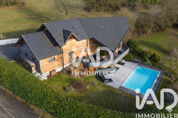 Maison à vendre 6 pièces 208 m² Doussard