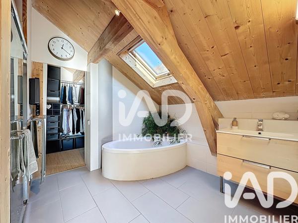 Maison à vendre 6 pièces 208 m² Doussard