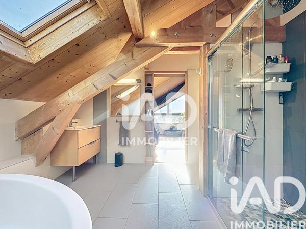 Maison à vendre 6 pièces 208 m² Doussard